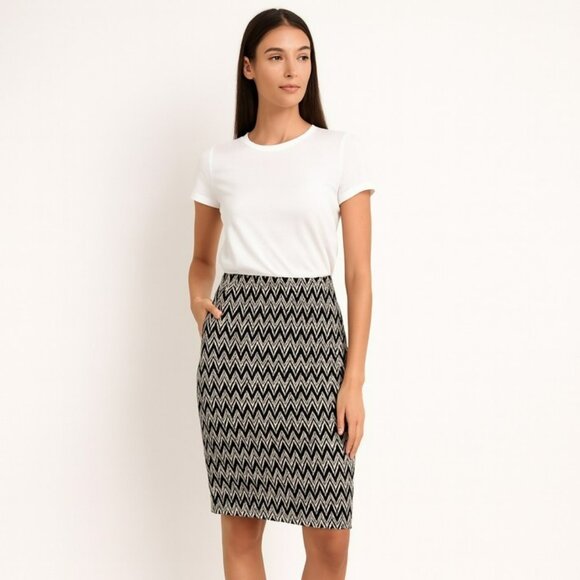 Oscar de la Renta Dresses & Skirts - Oscar de la Renta Silk Chevron Pencil Skirt 10 | 100% Silk | Black/White‎